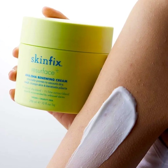 New, Skinfix Resurface+ AHA/BHA Renewing Body Cream 296 mL / 10 oz. - Picture 2 of 10